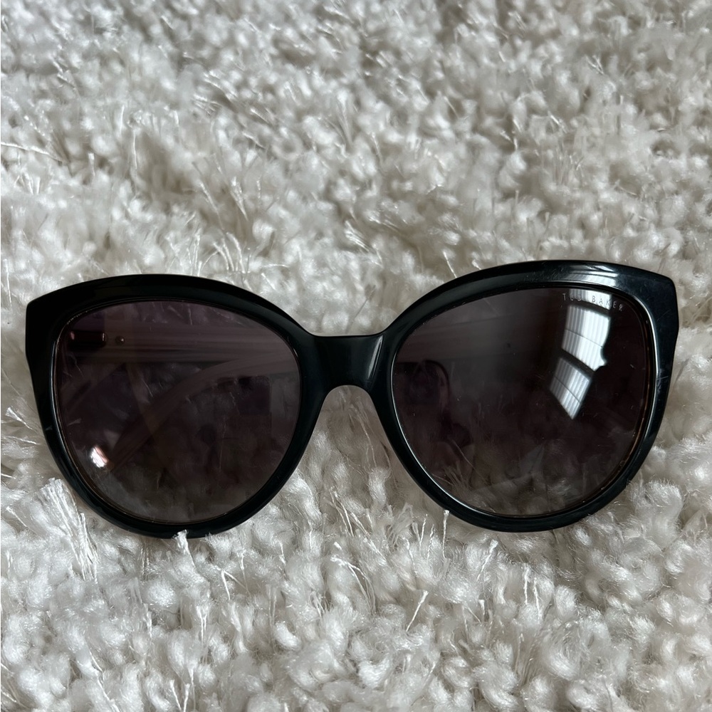 Ted Baker polarized cat eye sunglasses
